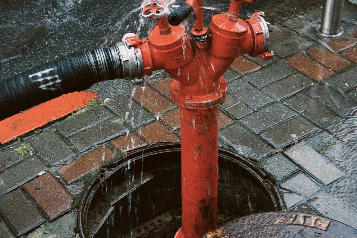 Commercial water damage restoration in Daly City